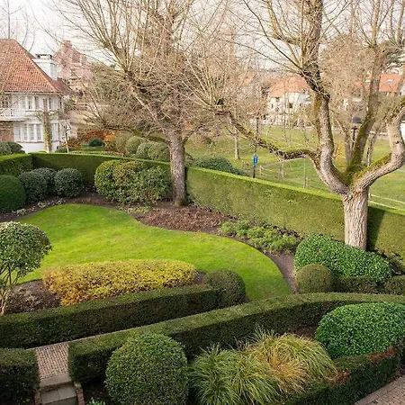 Sunbeam Family House At Seaside