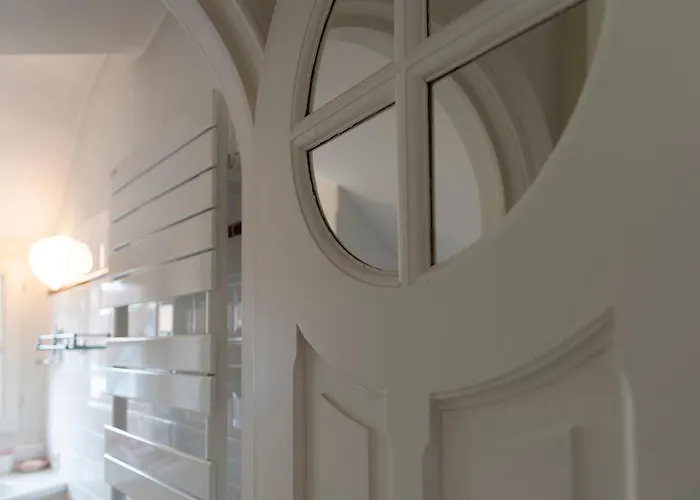 Sunbeam Family House At Seaside *